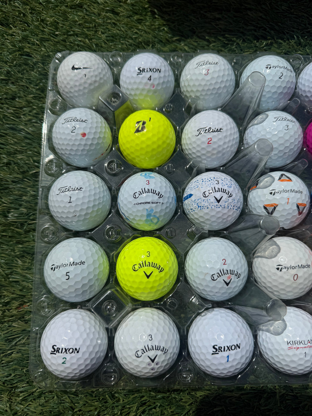 The ‘Good Egg Box’ Golf Balls